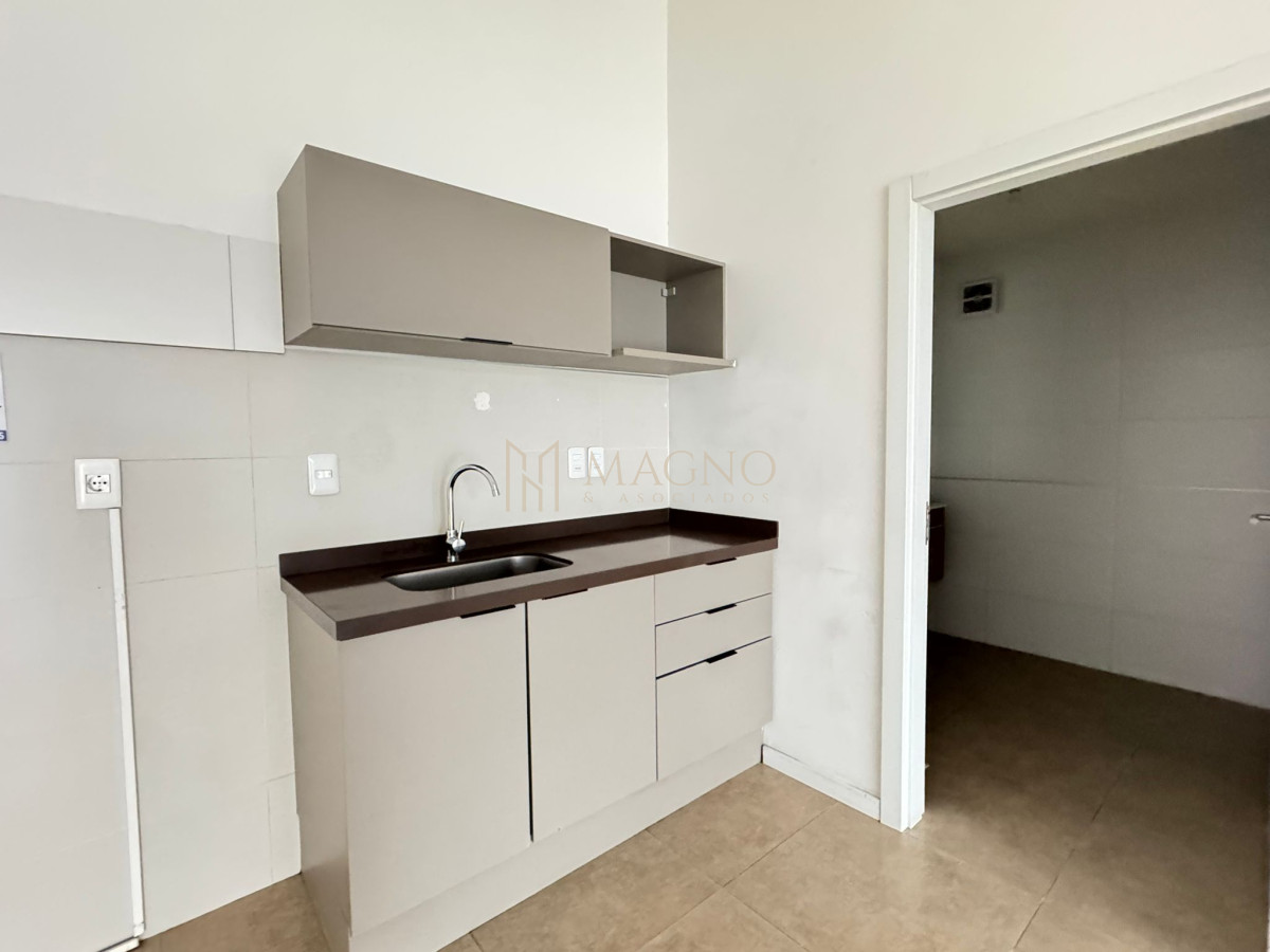 Local Comercial ID.637 - Local comercial en alquiler Sobre Monte Caseros