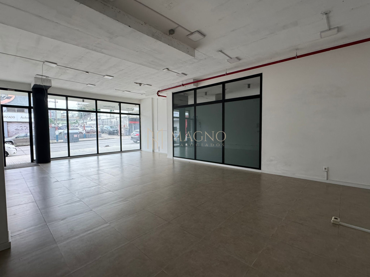 Local Comercial ID.637 - Local comercial en alquiler Sobre Monte Caseros
