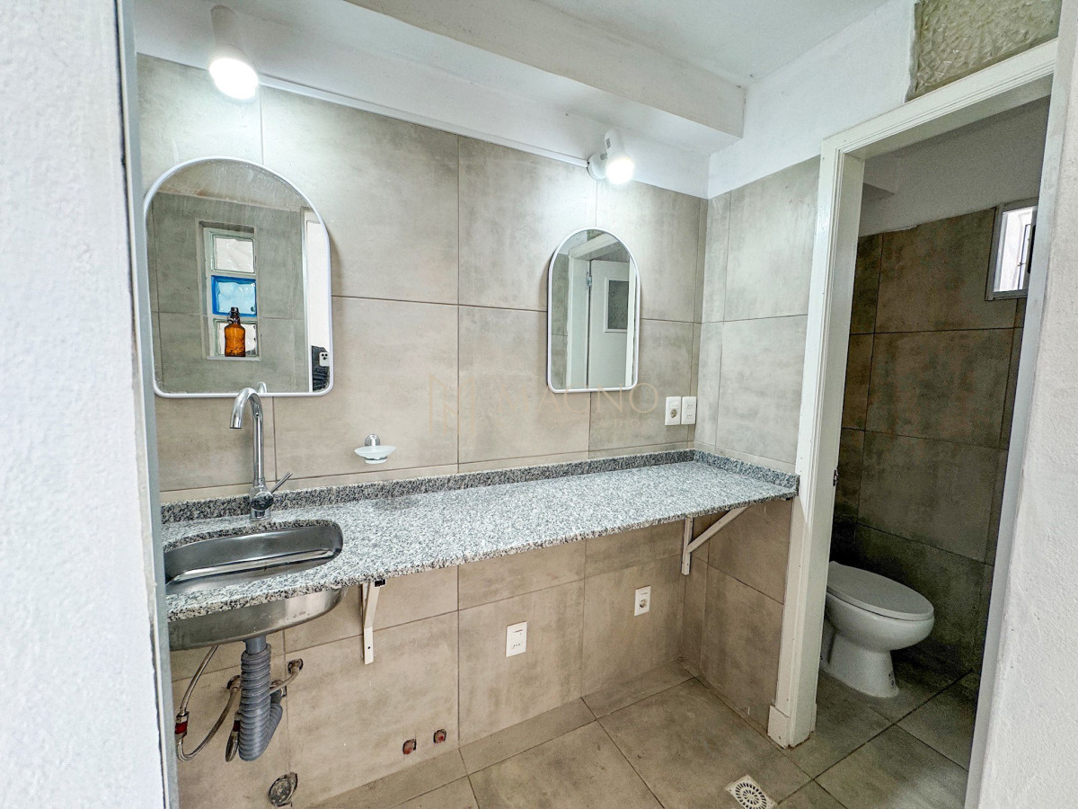 Local Comercial ID.594 - Se alquila local comercial frente a Punta Carretas Shopping