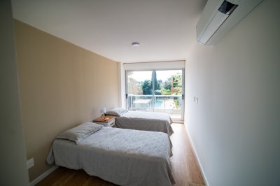 Apartamento ID.2657 - apartamento en venta en playa mansa Punta del este 