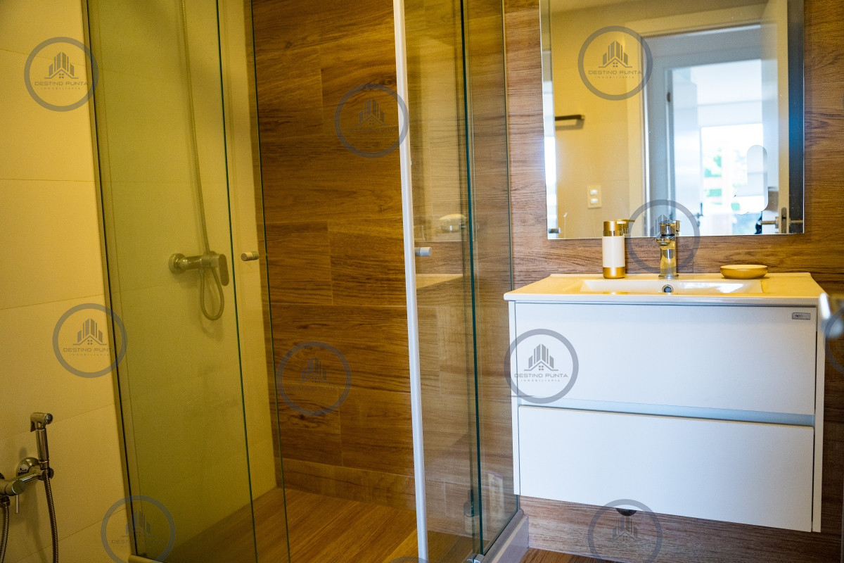 Apartamento ID.2164 - apartamento en venta en playa mansa Punta del este 