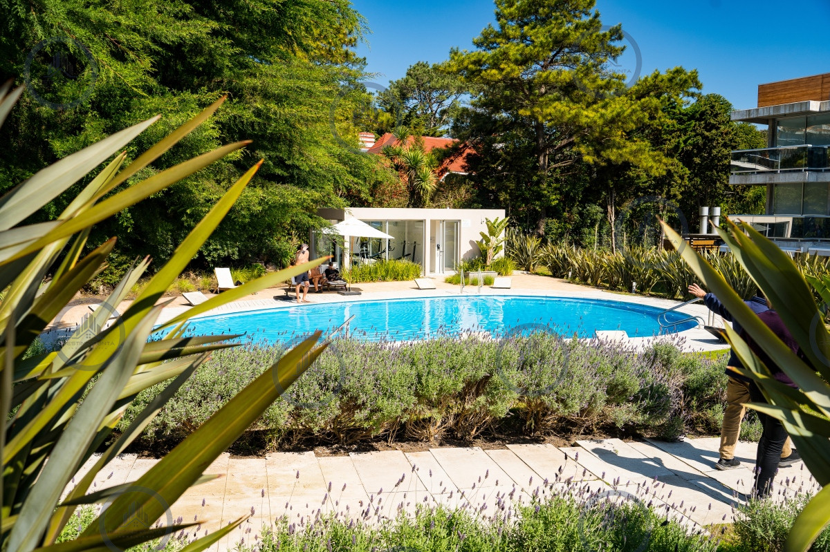 Apartamento ID.2164 - apartamento en venta en playa mansa Punta del este 