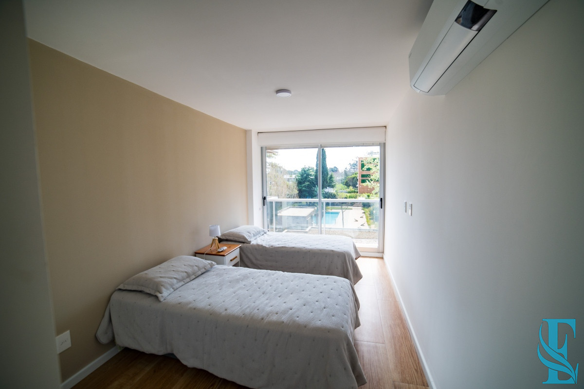 Apartamento ID.464 - apartamento en venta en playa mansa Punta del este 