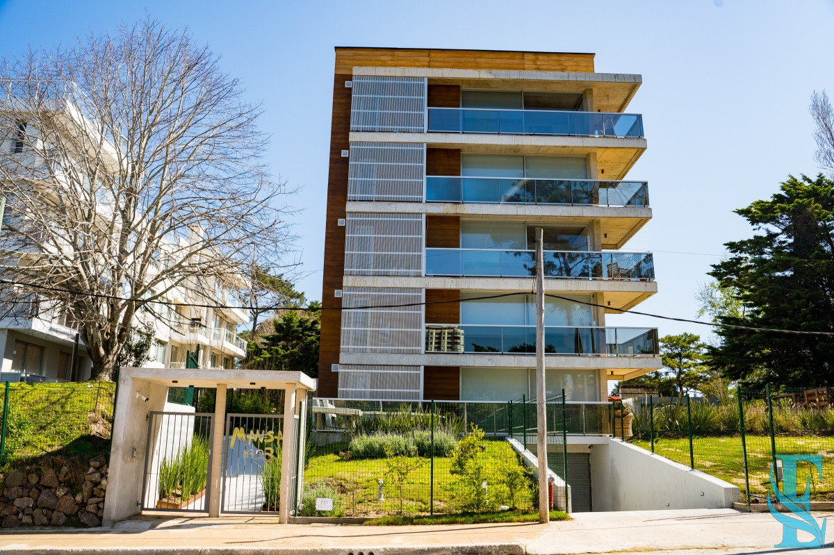 Apartamento ID.464 - apartamento en venta en playa mansa Punta del este 