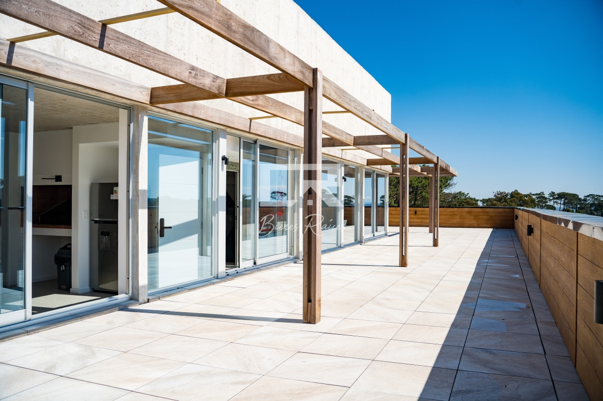Apartamento ID.733 - apartamento en venta en playa mansa Punta del este 