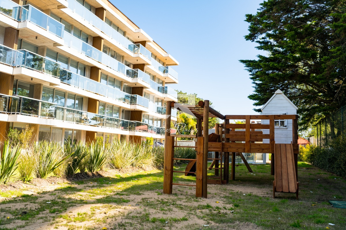 Apartamento ID.733 - apartamento en venta en playa mansa Punta del este 