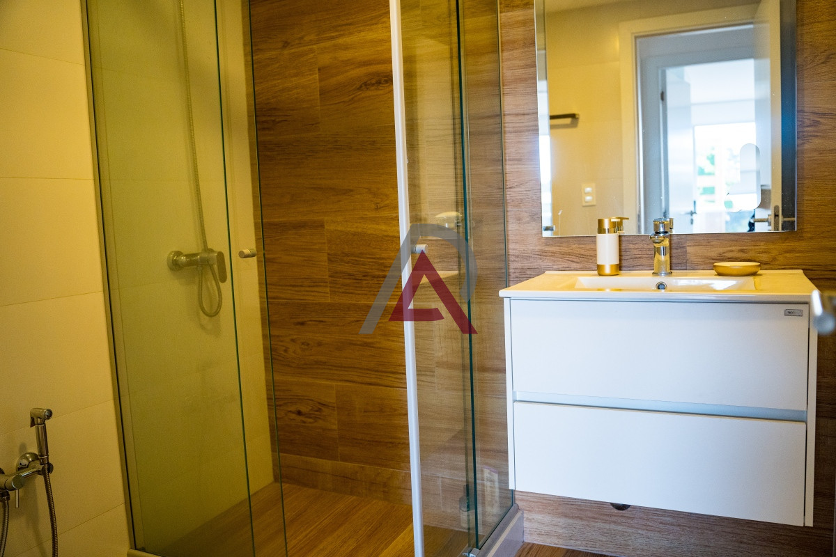Apartamento ID.125 - Venta Apartamento, playa mansa. Punta del este 