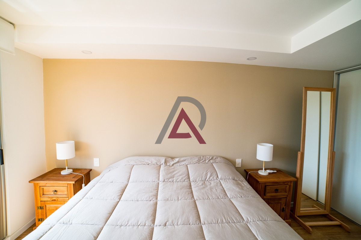 Apartamento ID.125 - Venta Apartamento, playa mansa. Punta del este 