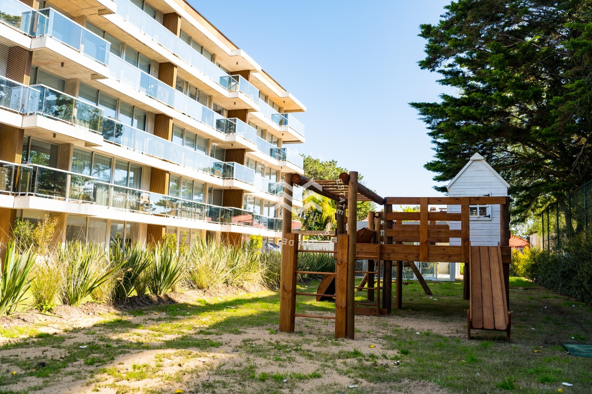 Apartamento ID.371 - apartamento en venta en playa mansa Punta del este 