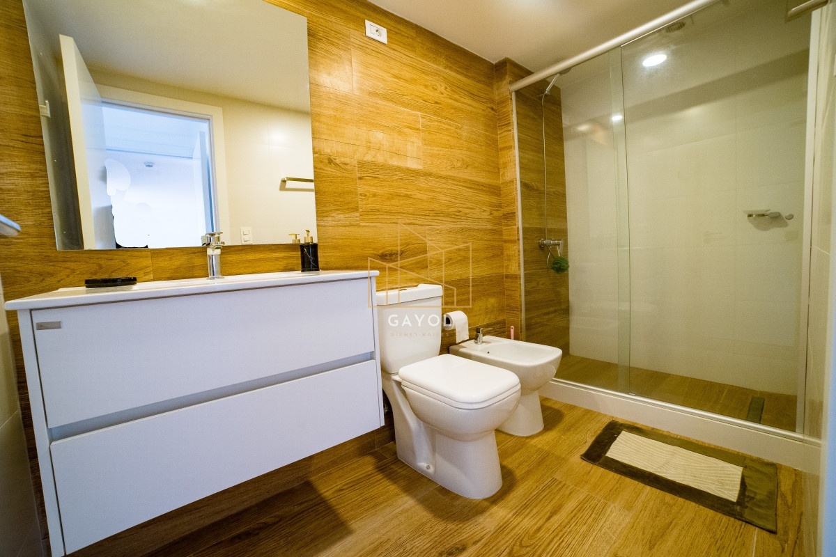 Apartamento ID.439 - apartamento en venta en playa mansa Punta del este 