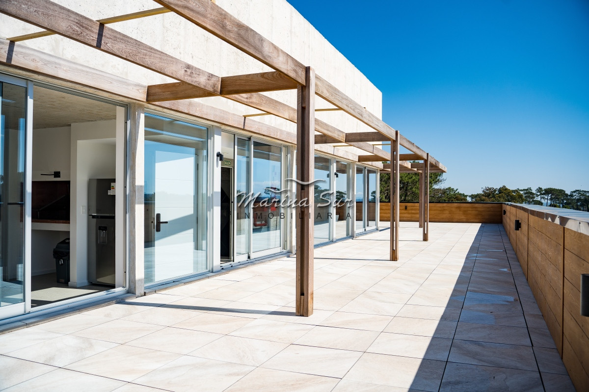 Apartamento ID.116 - apartamento en venta en playa mansa Punta del este 