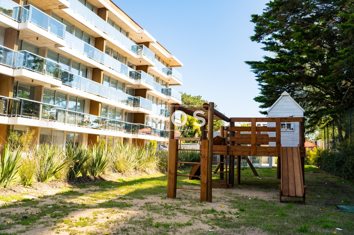 Apartamento ID.2643 - apartamento en venta en playa mansa Punta del este 