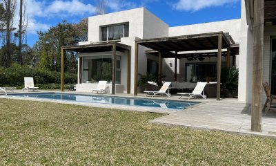 Casa en venta en Laguna Blanca
