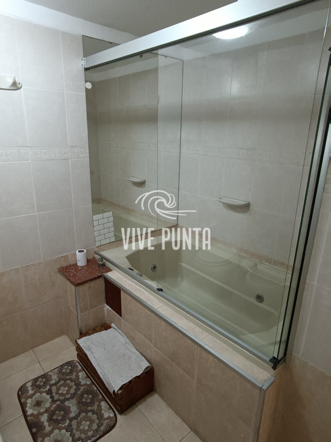 Apartamento ID.365 - Amplio apto en el Corazón de la Península