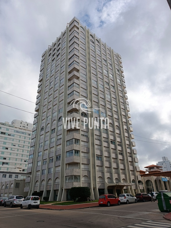 Apartamento ID.365 - Amplio apto en el Corazón de la Península