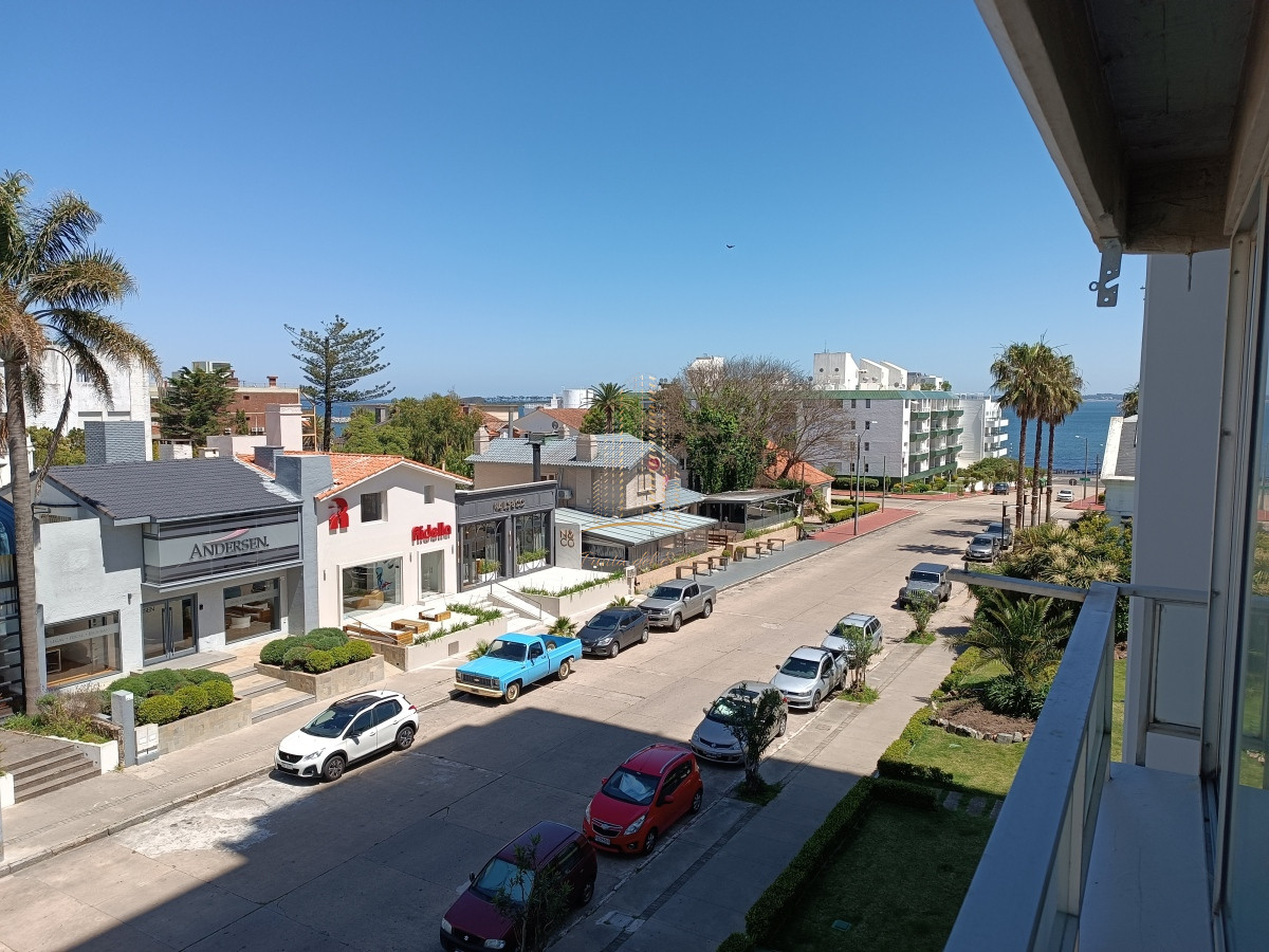 Apartamento ID.816 - Apartamento en venta en Punta del Este, Peninsula, Puerto
