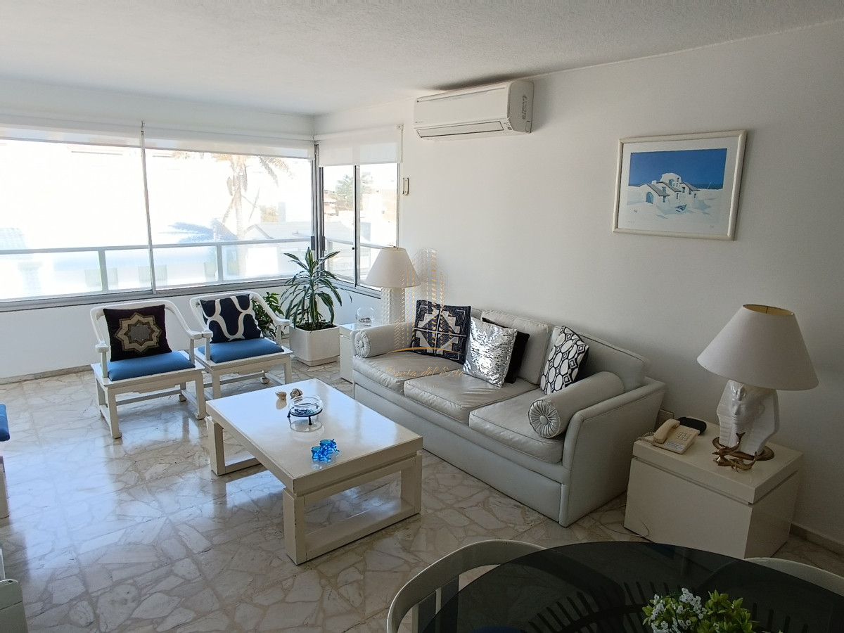 Apartamento ID.816 - Apartamento en venta en Punta del Este, Peninsula, Puerto