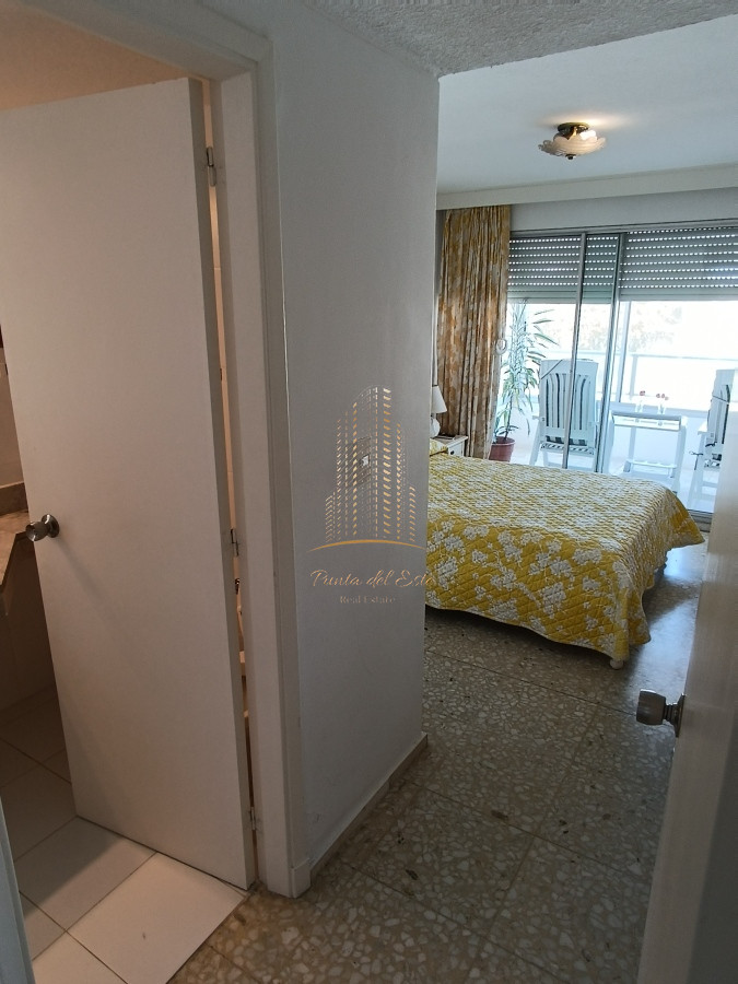 Apartamento ID.816 - Apartamento en venta en Punta del Este, Peninsula, Puerto