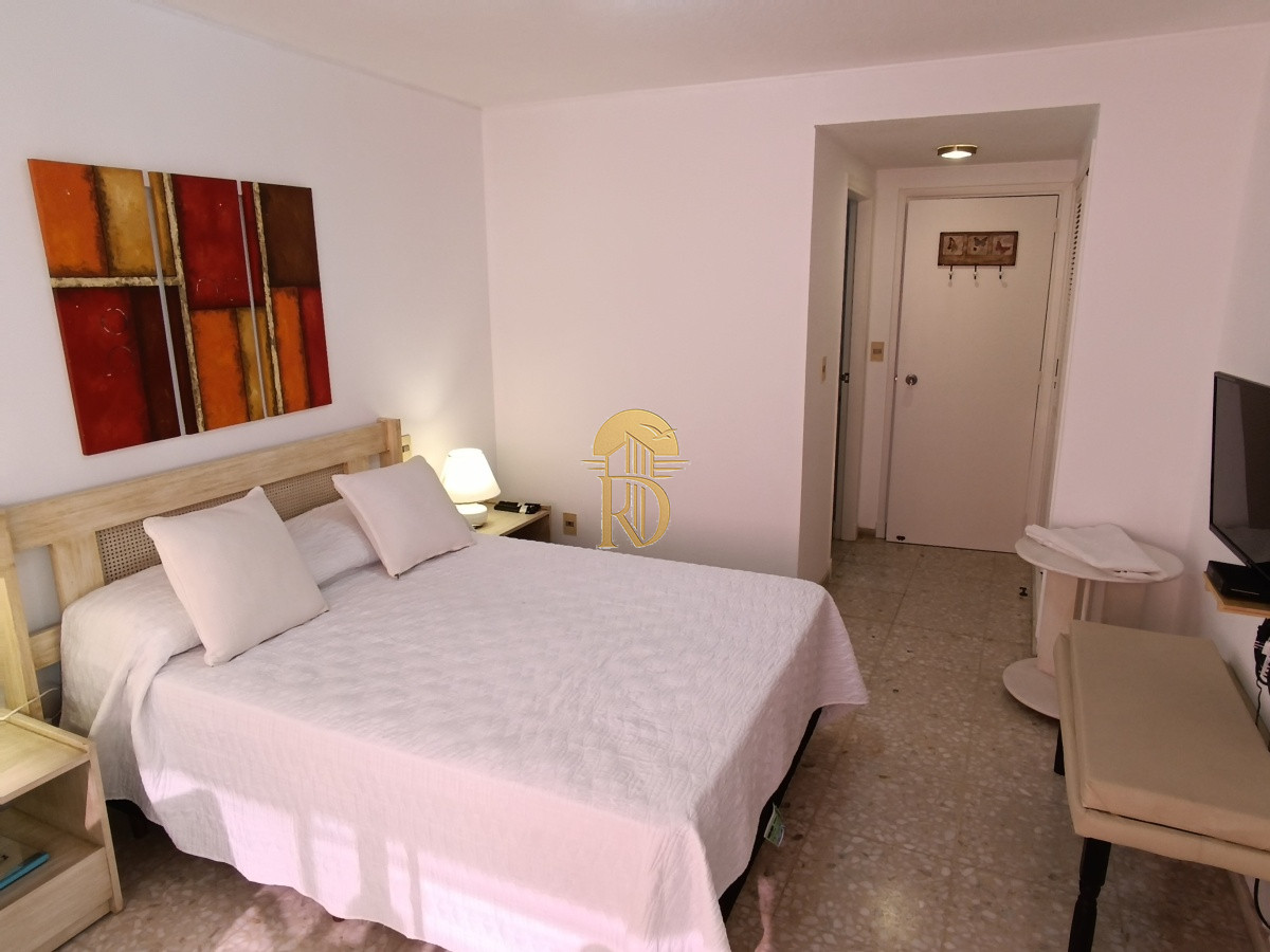 Hermoso apto en Península -id-205-12