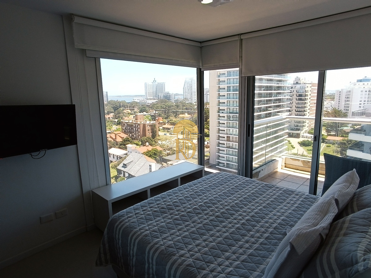 icon brava ,torre con servicios a 100 mts de Playa Brava -id-206-15