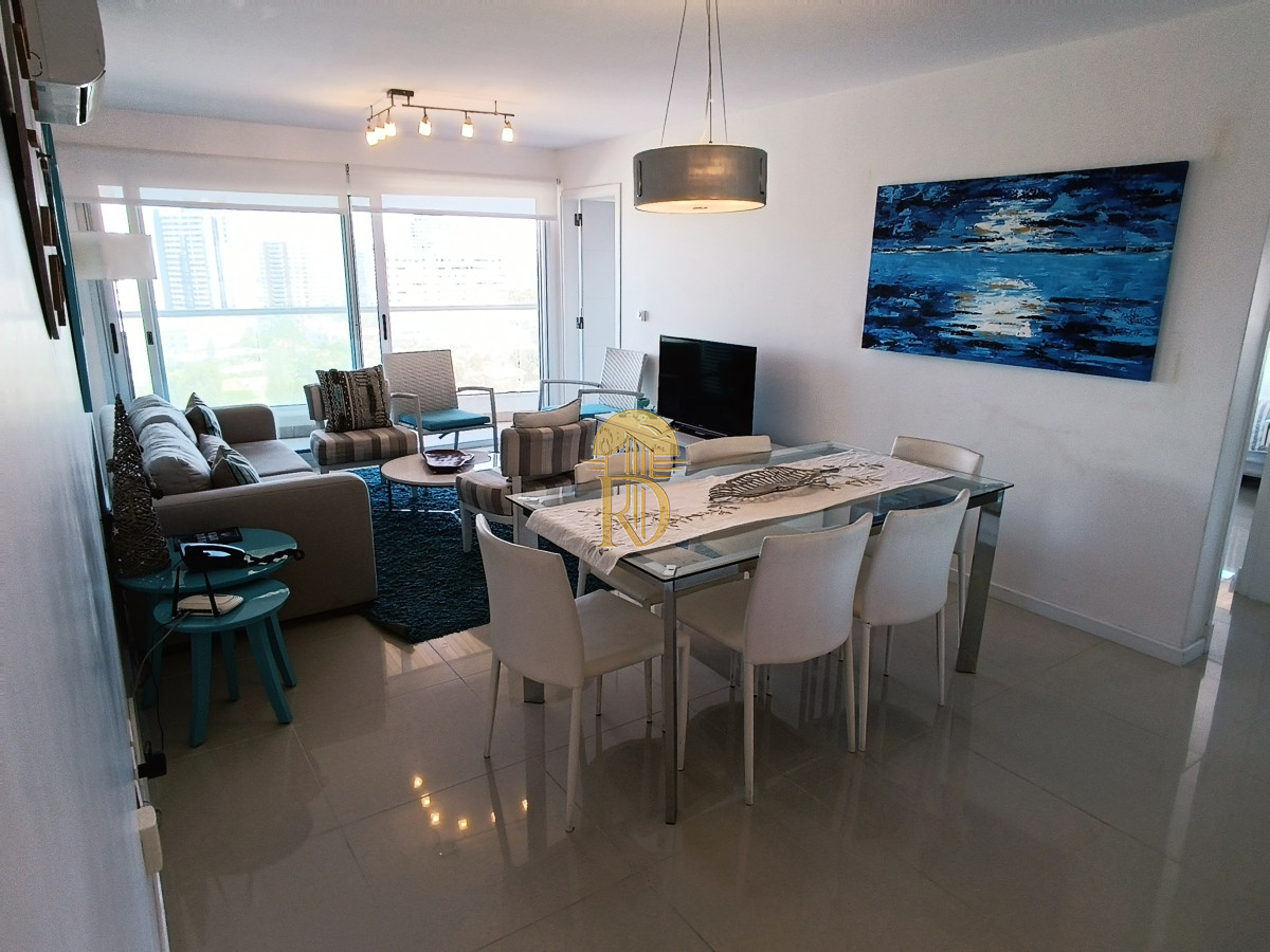 icon brava ,torre con servicios a 100 mts de Playa Brava -id-206-4