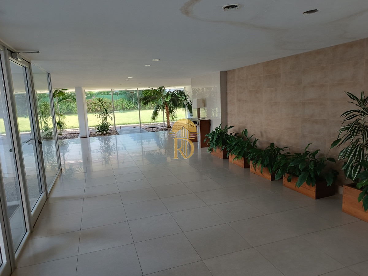 Hermoso apto en Península -id-205-29