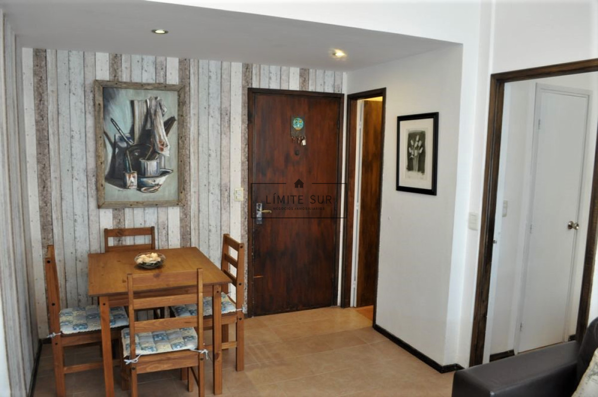 Apartamento ID.109 - Apto sobre Gorlero a 100 mts del Puerto de Punta del este