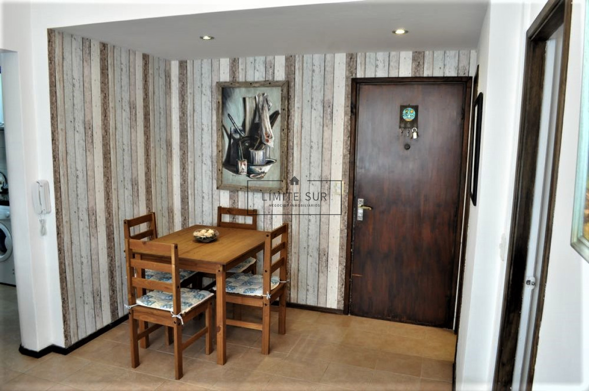 Apartamento ID.109 - Apto sobre Gorlero a 100 mts del Puerto de Punta del este