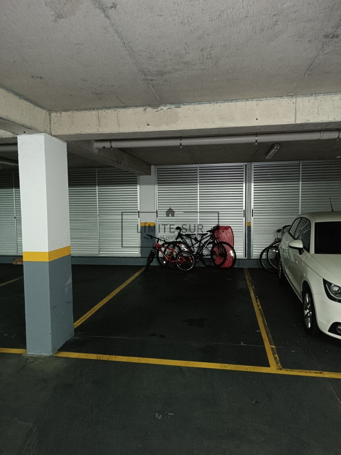 Apartamento ID.101 - Excelente torre con servicios a 100 mts de Playa Brava