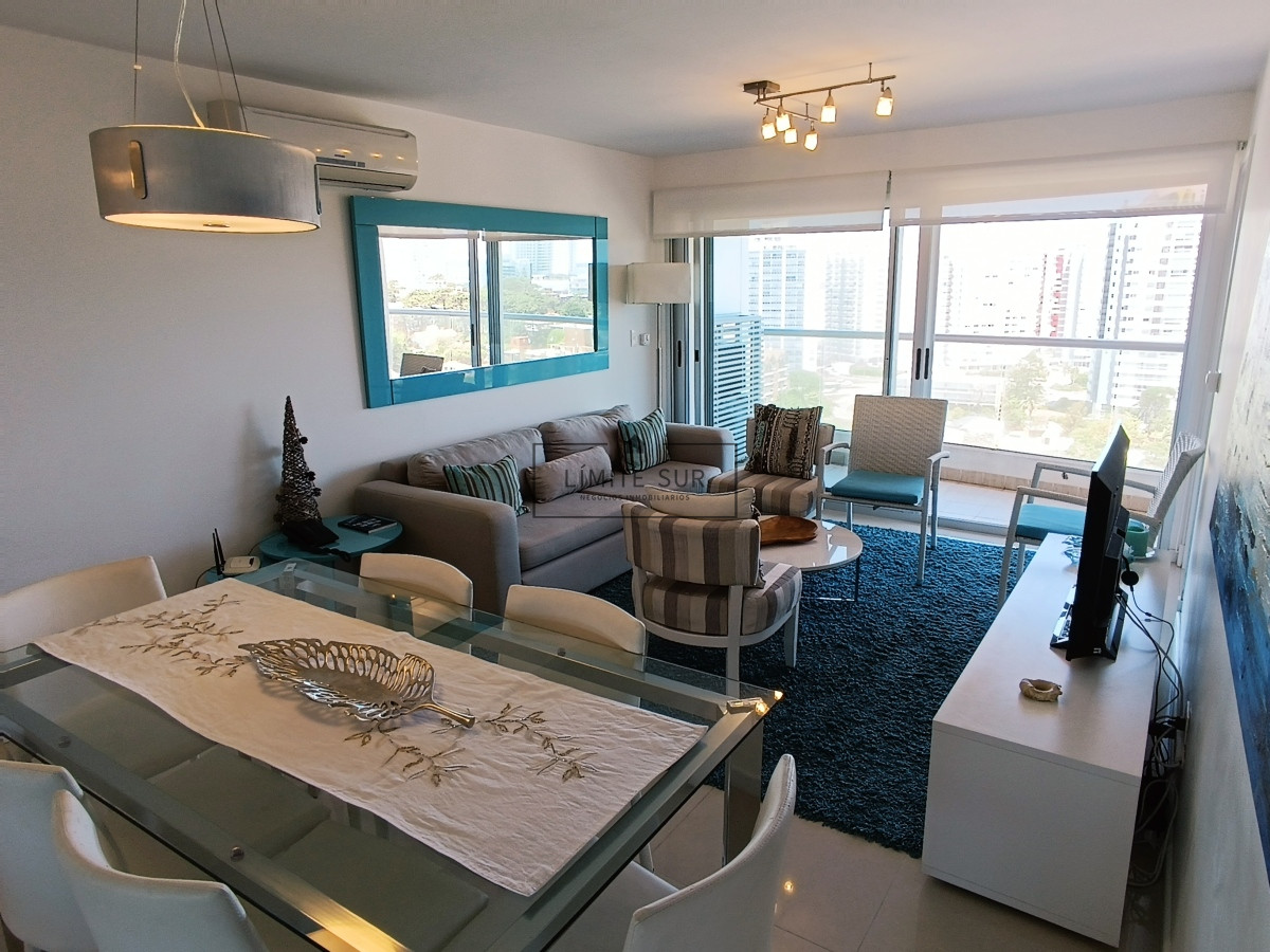 Apartamento ID.101 - Excelente torre con servicios a 100 mts de Playa Brava