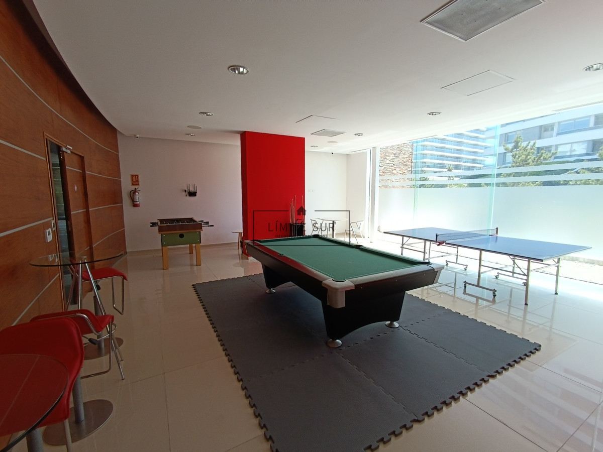 Apartamento ID.101 - Excelente torre con servicios a 100 mts de Playa Brava