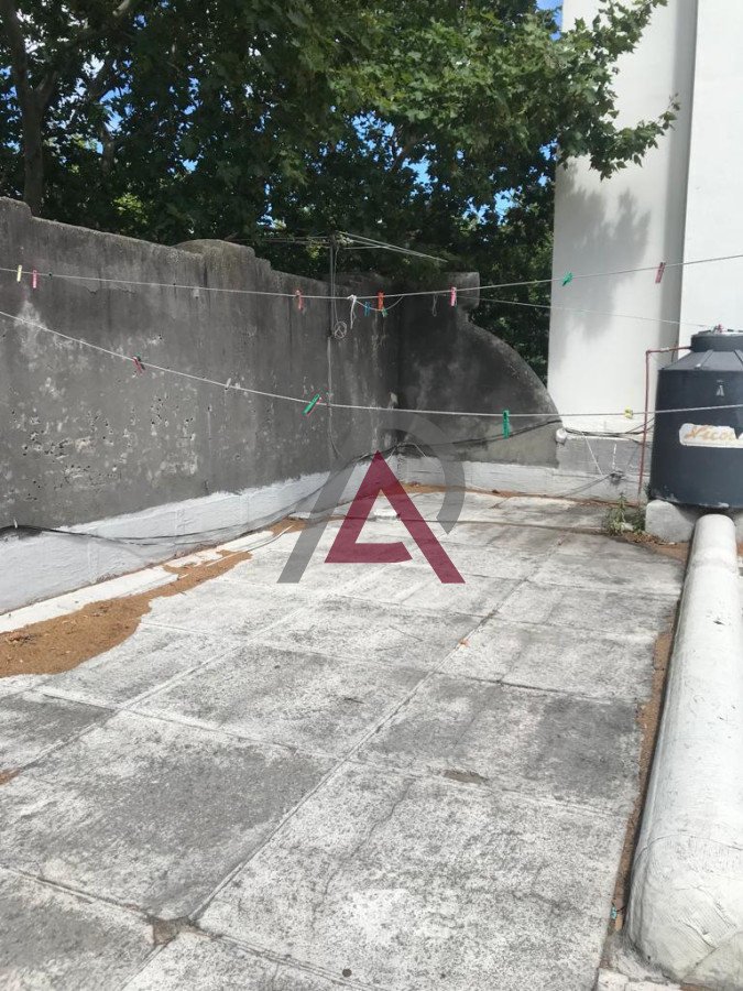 Apartamento ID.57 - VENTA  APARTAMENTO , 3 Dormitorios , CORDÓN, con RENTA 