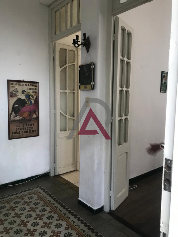 Apartamento ID.57 - VENTA  APARTAMENTO , 3 Dormitorios , CORDÓN, con RENTA 