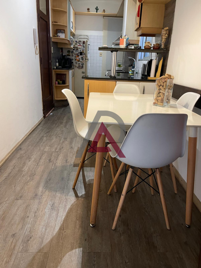 Apartamento ID.254 - VENTA APARTAMENTO 4 Dorm. + 2 Baños - POCITOS
