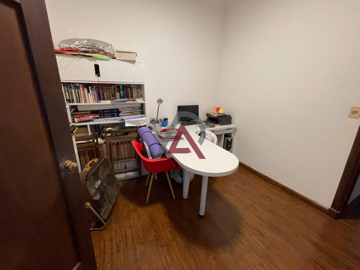 Apartamento ID.254 - VENTA APARTAMENTO 4 Dorm. + 2 Baños - POCITOS