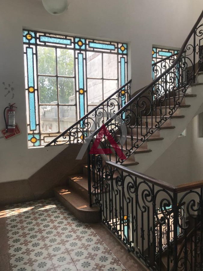 Apartamento ID.57 - VENTA  APARTAMENTO , 3 Dormitorios , CORDÓN, con RENTA 
