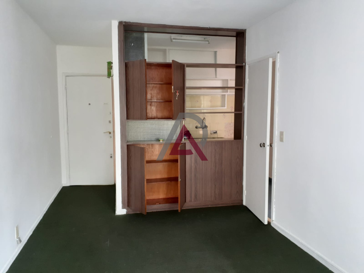 Apartamento ID.255 - VENTA APARTAMENTO 1 Dorm. - CENTRO