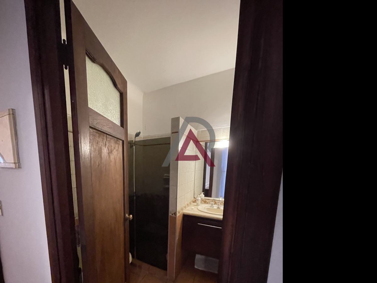 Apartamento ID.254 - VENTA APARTAMENTO 4 Dorm. + 2 Baños - POCITOS