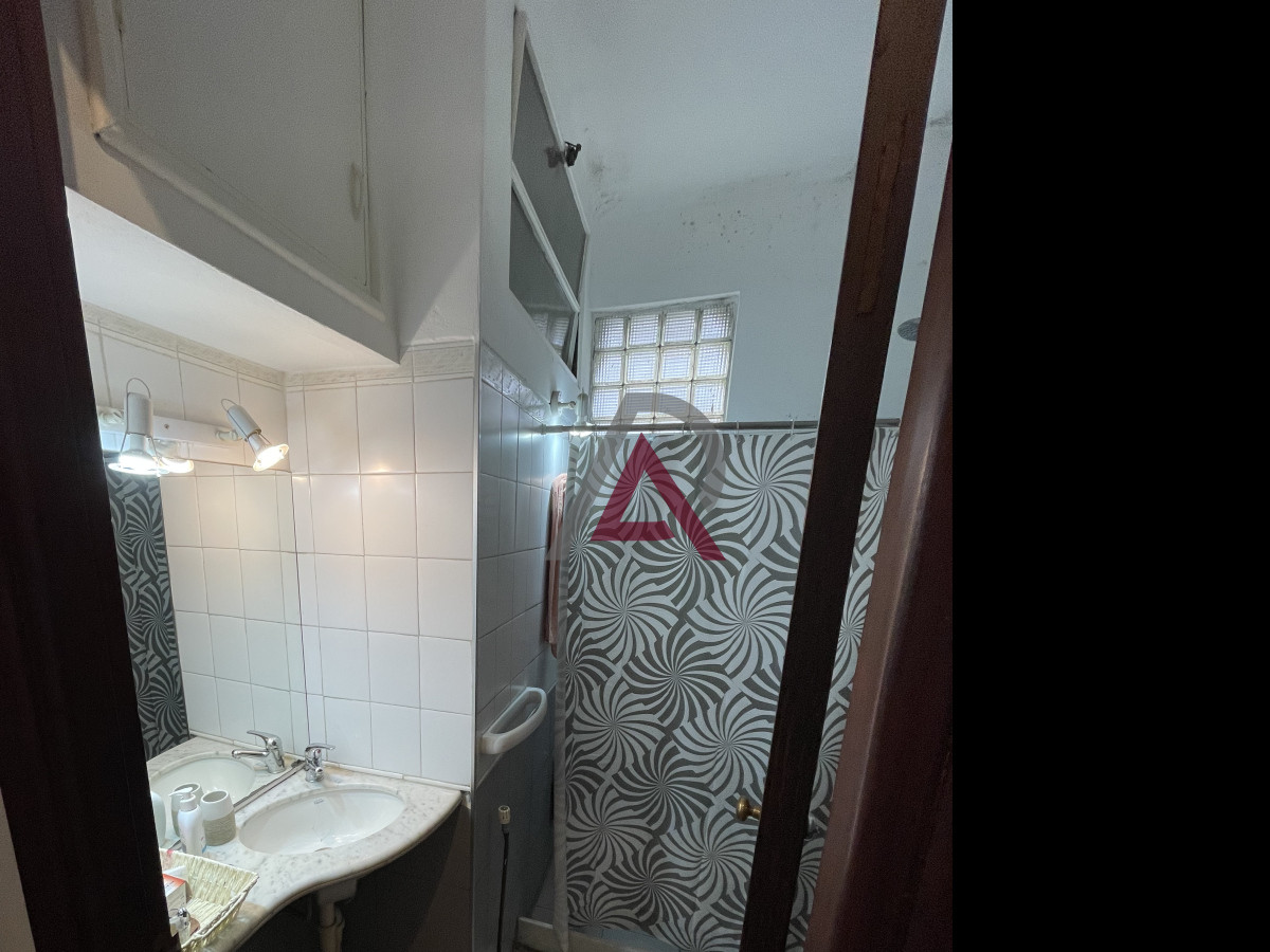 Apartamento ID.254 - VENTA APARTAMENTO 4 Dorm. + 2 Baños - POCITOS