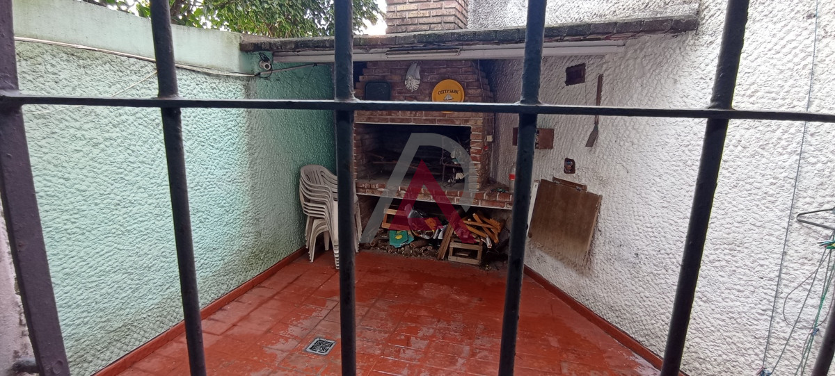Casa ID.73 - CASA EN MALVIN SUR / Ámsterdam a 1 cuadra Rambla
