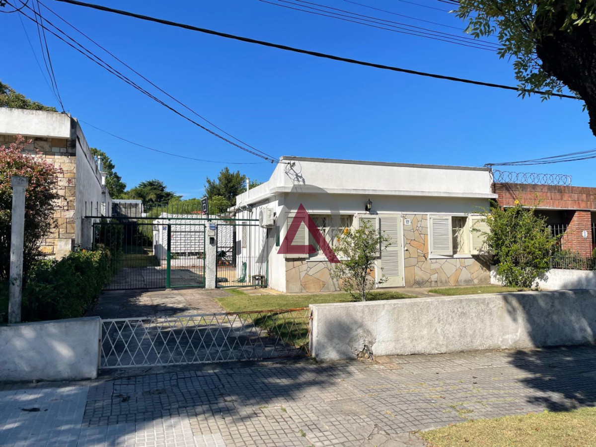 Terreno ID.286 - VENTA TERRENO con 2 CASAS PH - MALVIN- 097.094.674