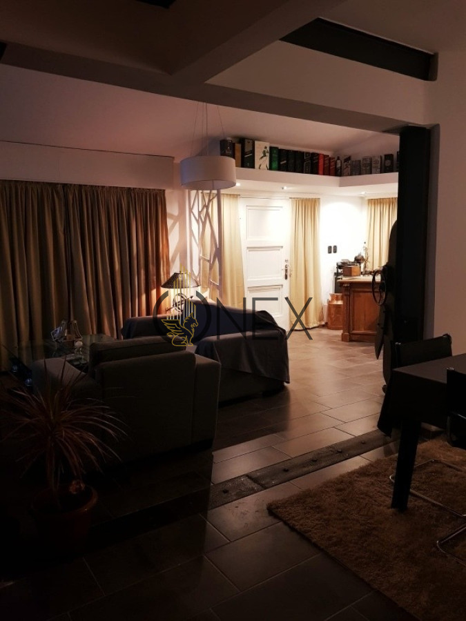 Casa ID.2941 - Venta Espectacular Casa En Esquina Zona Prado