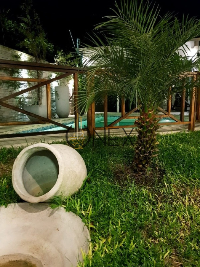 Casa ID.2941 - Venta Espectacular Casa En Esquina Zona Prado