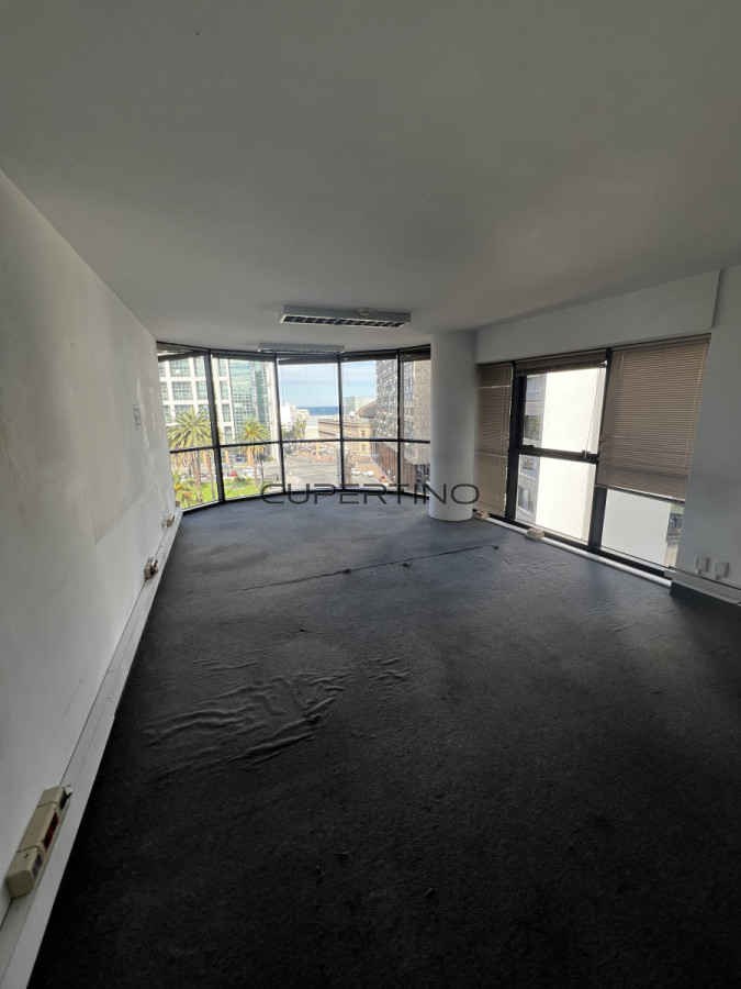 Venta 257m2 de Oficinas en Plaza Independencia — foto 16