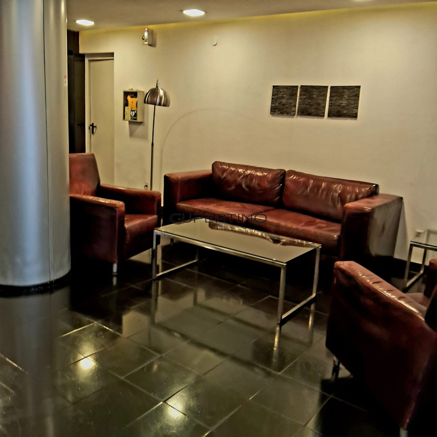 Venta 257m2 de Oficinas en Plaza Independencia — foto 2