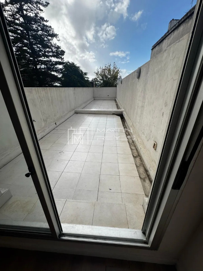 Apartamento ID.1221 - Alquiler Apartamento 1 Dormitorios en Pocitos (COD 1221)