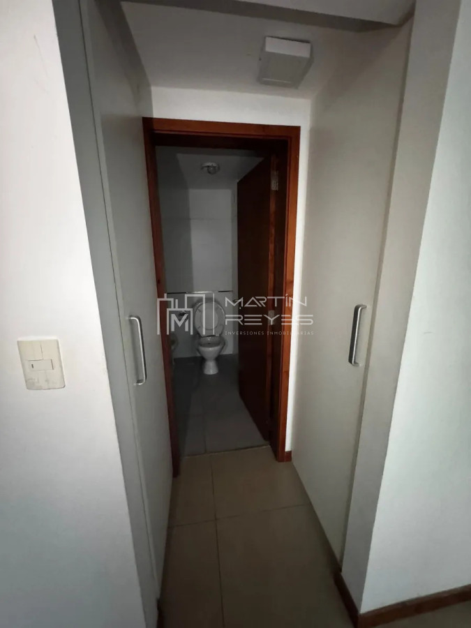 Apartamento ID.1247/Alquiler-amplio-Apartamento-de-2-dormitorios-en-Puerto-del-Buceo-(cod-1247) - Alquiler amplio Apartamento de 2 dormitorios en Puerto del Buceo (cod 1247)