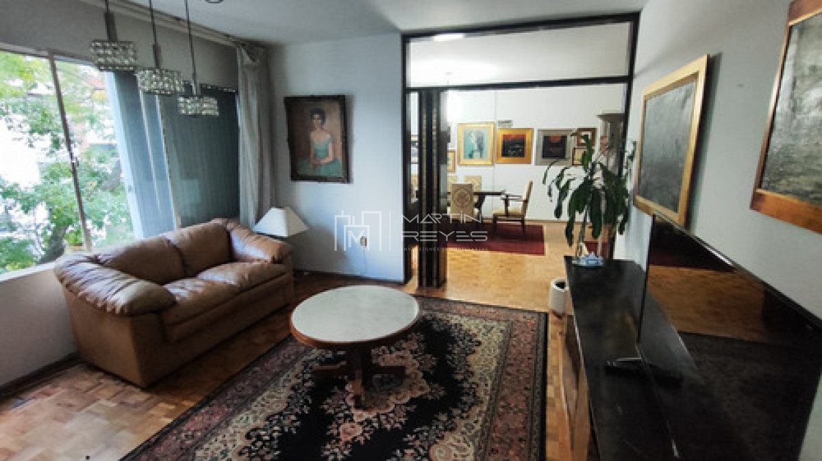 Apartamento ID.1207 - Venta apartamento 3 dormitorios y servicio con garaje fijo en Punta Carretas