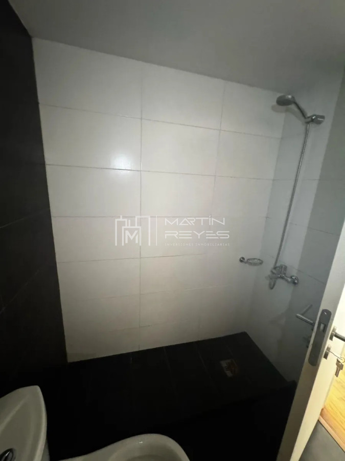 Apartamento ID.1221 - Alquiler Apartamento 1 Dormitorios en Pocitos (COD 1221)