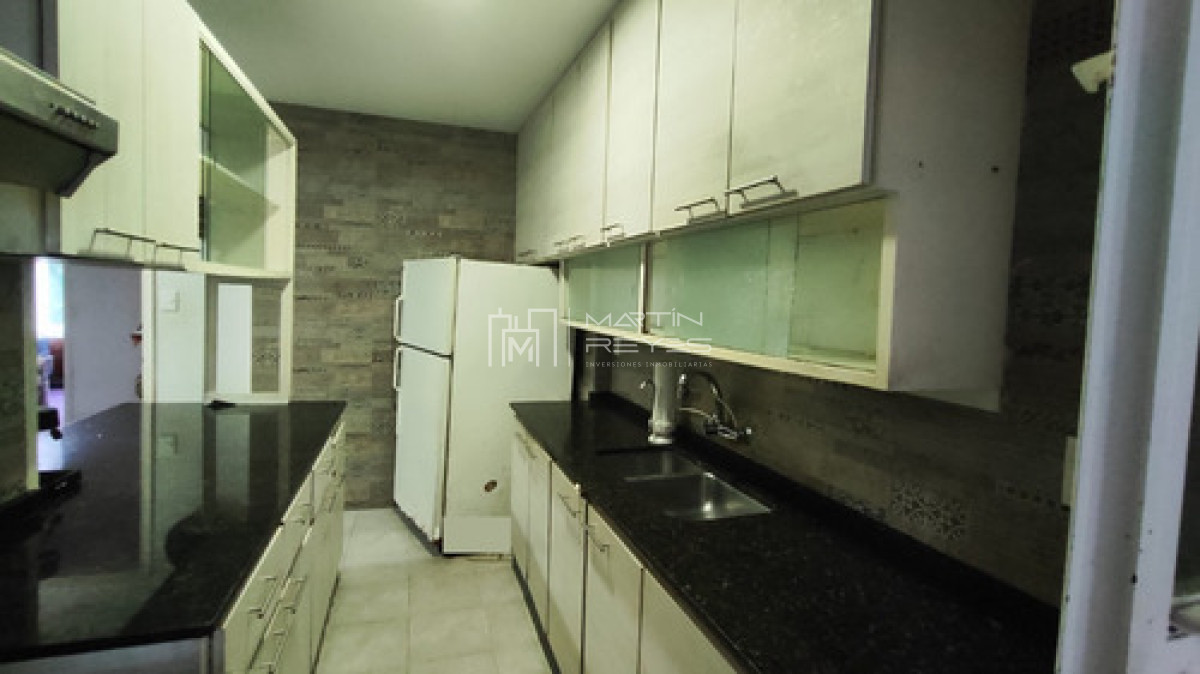 Apartamento ID.1207 - Venta apartamento 3 dormitorios y servicio con garaje fijo en Punta Carretas